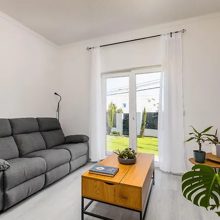 With Private Bathroom In Family 3* Sesimbra