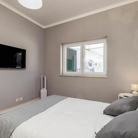 Private With Pool And Private Bathroom - Maison d'hôtes Sesimbra