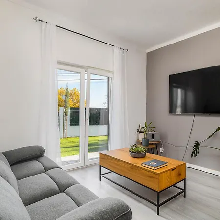 Private With Pool And Private Bathroom - 3*