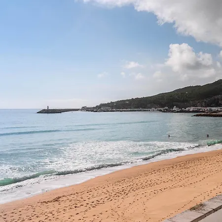 With Private Bathroom In Family 3* Sesimbra